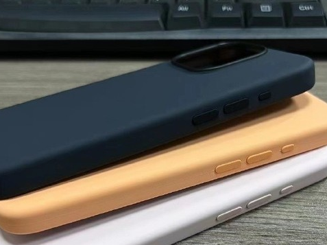 赤峰苹果14维修站分享iPhone14手机壳能直接给iPhone15用吗?