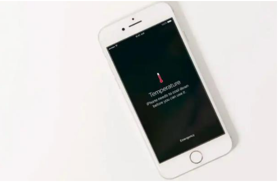 赤峰苹果手机维修分享iPhone 手机发热如何快速降温 