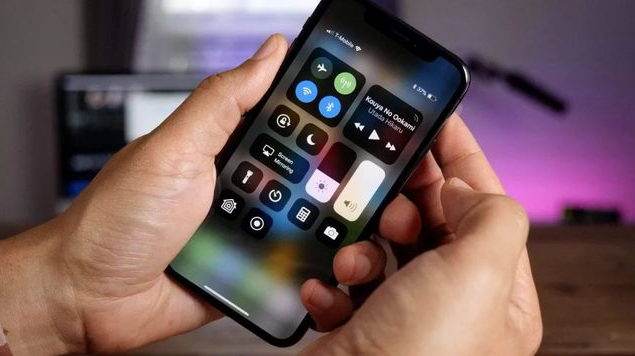 赤峰苹果手机维修分享iPhone 12信号差怎么办 